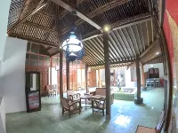 Limasan Wongso Hotels in Mlati