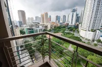 KL Tower Makati Apartments by PH Staycation - Homestays