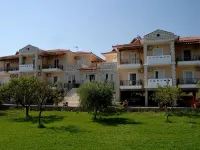 Manto Studios Hotels in Tiros