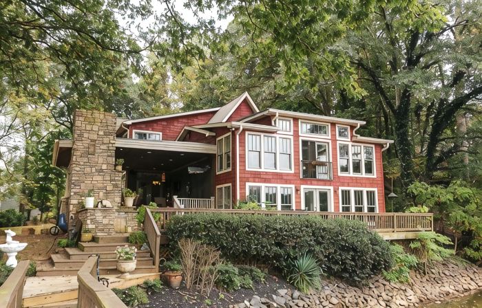 Beautiful Charlotte Lake Wylie Waterfront Bungalow