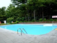 Cedar Lane Motel Hotels in Bracebridge