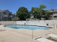 Extra large first floor condo with indoor & outdoor pools, close to the beach. - Pools