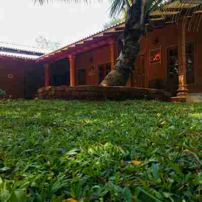 Jaye Eco Lodge Hotel Exterior