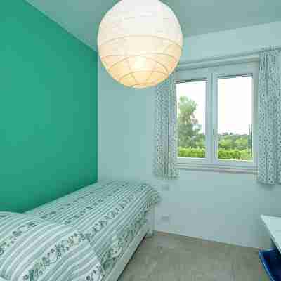 Villa Leralora - Cherry Tree. Exclusive Pool Retreat Rooms