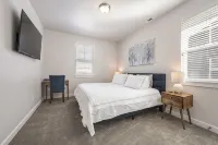 Modern Lake-View Escape in Hideout Near Park City Utah