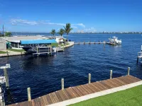 Waterfront Oasis, Sunsets, Heated Pool, Hot Tub, Boat Dock, Near Boat Ramp - 4 Sao