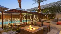 Hampton Inn & Suites Las Vegas Convention Center - Rooftop Pools