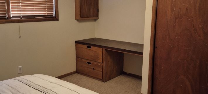 House in central Bismarck location. Stay at a spacious 4-bedroom house Hotels in Bismarck