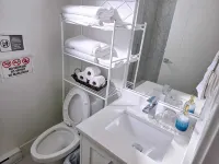 New Langford Suite near Lake & Mall | Free Parking - Bungalows