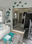 Charming 1-Bedroom House in Wells Minutes from the Beach! - 2성급