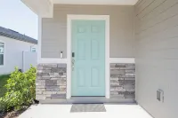 Shoreline Sanctuary – Pool • Beach• Downtown• Pickle ball• Putting Green - Boutique