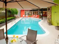 Staypineapple, University Inn, University District Seattle Hotels near Northgate