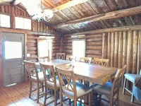 Awesome Log Cabin on the 1st Connecticut Lake! - Hytter