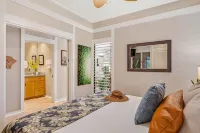 Steps Away From Poipu Beach * A/C * Newly Remodeled * Family Friendly - Homestays