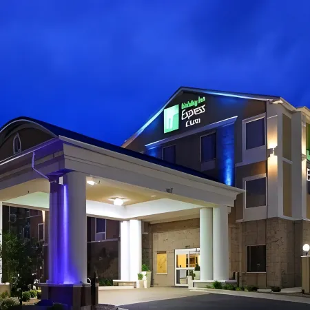 Holiday Inn Express & Suites Alva by IHG