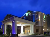 Holiday Inn Express & Suites Alva by IHG