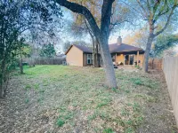 Spacious 3 BDRM for 9 - SA & NB Hotels in Live Oak