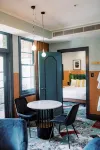 Stay at Hotel Steyne