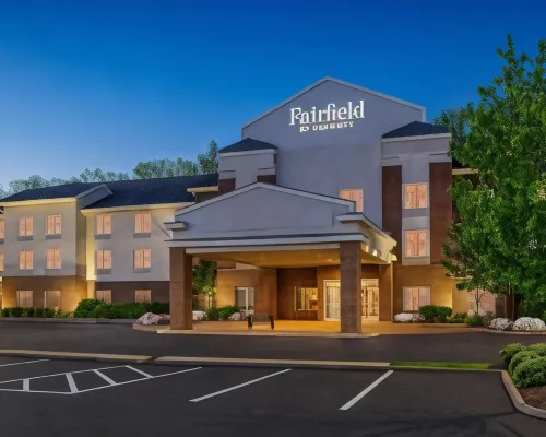 Fairfield Inn & Suites Marietta Hotels in Marietta