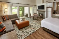 Grand Geneva Resort and Spa - WiFi