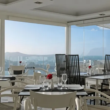 Lilium Santorini Hotel