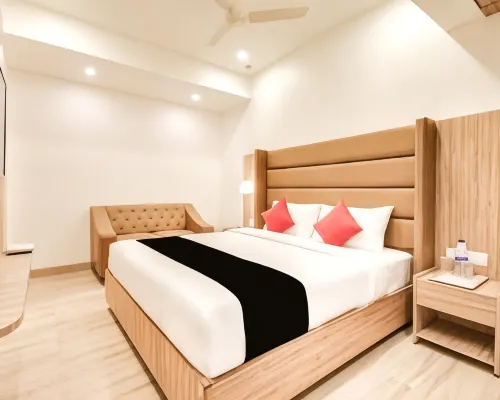 Inn the Centre Hoteles en Distrito de Nellore