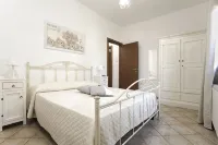 Spacious country house with pool, barbecue, family friendly! - Private Pools