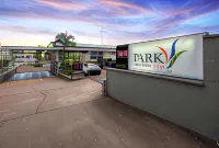 Park Motor Inn - parking