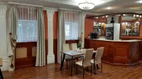 Albert Hotel - Hotel and Restaurant Complex - bar