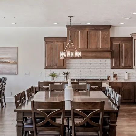 Large 9 Bedroom Home w/Private Pool, Indoor Sports Court & Arcade Room