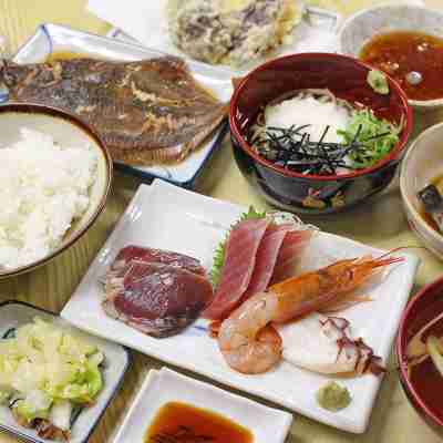 Takahashi Dining/Meeting Rooms