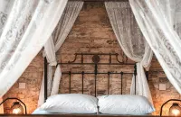 Lazaros Stonehouse - Homestays