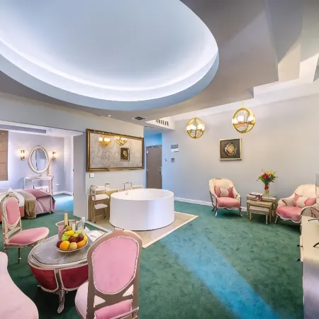 Phoenicia Comfort Hotel
