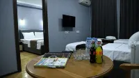 Grand Avenue Hotel - Private Pool