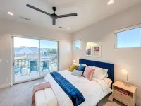 Color House · Pool+Slide · Every Bedroom Ensuite · Chef's Kitchen · Sand Hollow - balcony