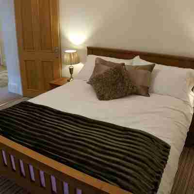 An apartment within a Grand Georgian house in the centre of Great Malvern Rooms