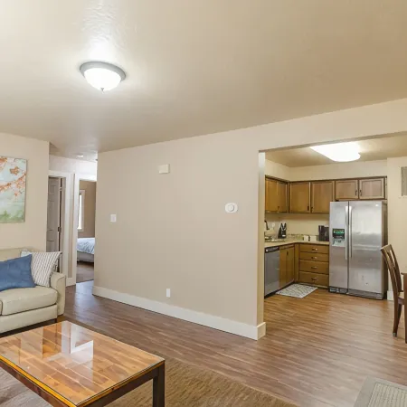 Updated 2-bedroom condo with pool