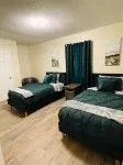 Family-sized house with plenty of space with game room & covered patio