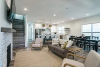 Legacy II- Walk to Notre Dame. New 6 bedroom 5.5 bathrooms,  sleeps up to 14 - 4 stjerner