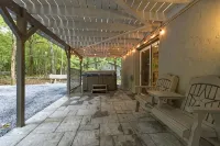 5 Bedrooms Linens Firepit,Hottub Golf Lake Kayaking SplitRock! - 4-Star