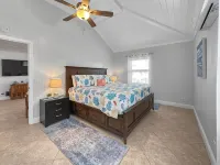 Golf Cart Included, Bimini Villa, Treasure Cay, Bahamas, 100 yards from beach - Alloggi