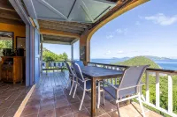 Ocean and Island Views with Spectacular Sunsets and Alfresco Atmosphere - 2 звезды