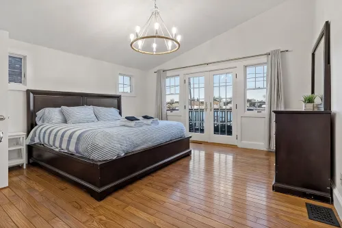 Luxury waterfront home with breathtaking views in Barrington - 4 stjerner
