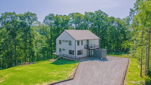 Brand new custom lake house with breathtaking panoramic views - 3-Star