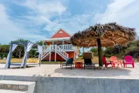 Sandy Shoes, Russell Island , Bahamas - Wifi