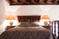 Casa Eugenia Hotel - Airport Shuttle