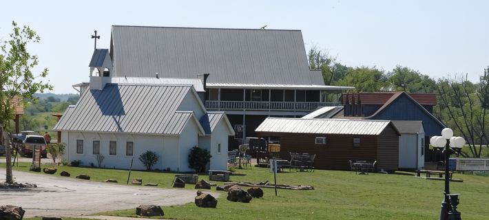 Beaumont Ranch Hotels in Johnson County