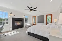6BR Midtown Escape - Perfect for Groups, Sleeps 12 - Bungalows