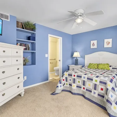 Oceanfront Multi-Family Retreat // 4 Bed, 4.5 Bath // 2 Fully Equipped Kitchens!