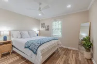 3Br, 2BA: Cape Fear Coastal Escape Near Beach, Downtown, Golf, Restaurants! - 4-Star